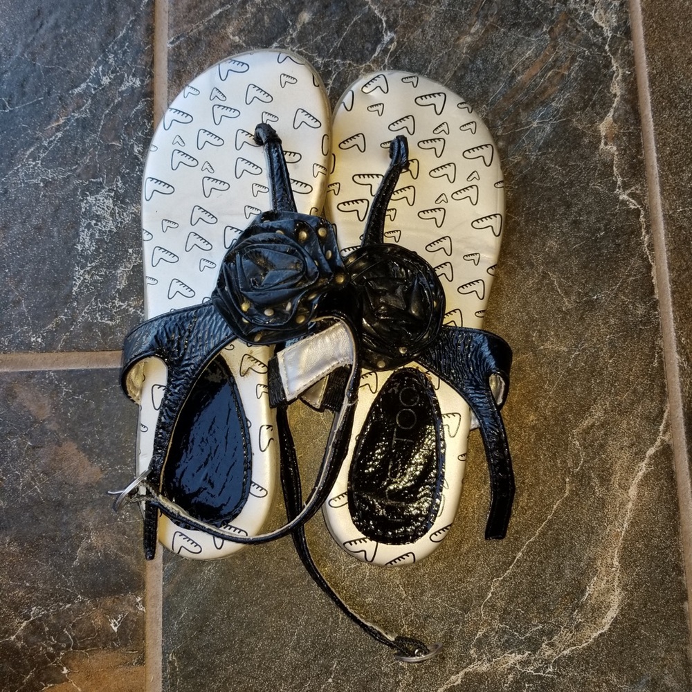 Me too kids sandals